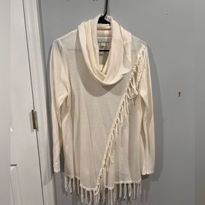 Sweater with fringe
